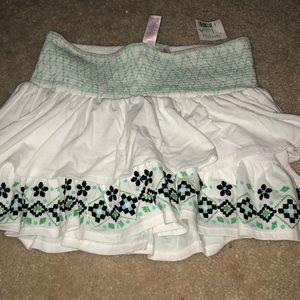 Some what high wasted skirt